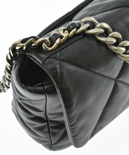 CHANEL กระเป๋าสะพาย