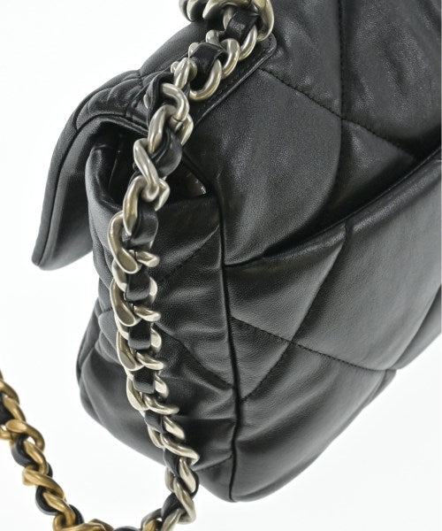 CHANEL กระเป๋าสะพาย