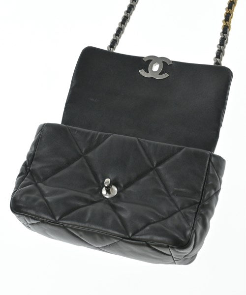 CHANEL กระเป๋าสะพาย