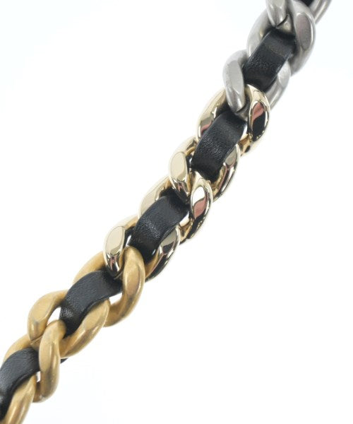 CHANEL กระเป๋าสะพาย