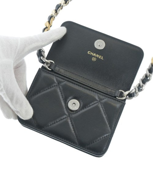 CHANEL กระเป๋าสะพาย
