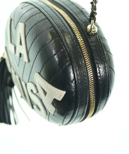 CHANEL กระเป๋าสะพาย
