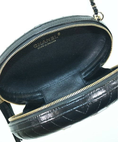 CHANEL กระเป๋าสะพาย