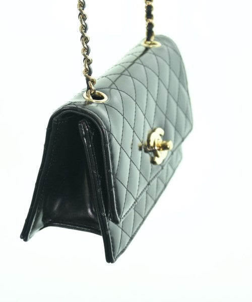 CHANEL กระเป๋าสะพาย