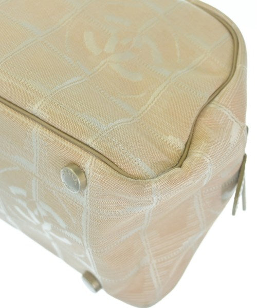 CHANEL กระเป๋าใส่อุปกรณ์ขนาดใหญ่