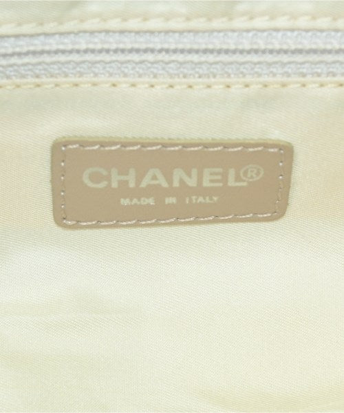 CHANEL กระเป๋าใส่อุปกรณ์ขนาดใหญ่
