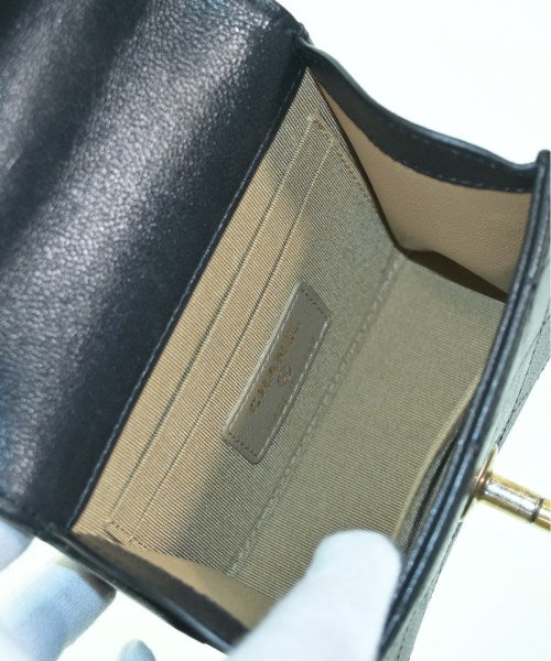 CHANEL กระเป๋าสะพาย