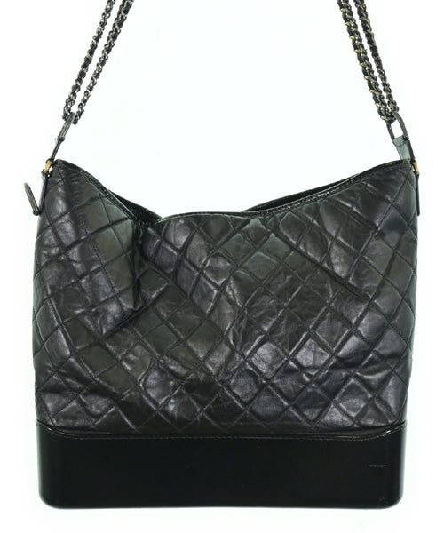 CHANEL กระเป๋าสะพาย