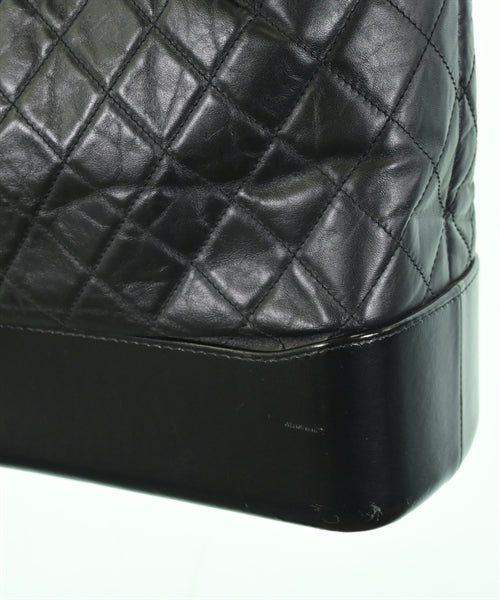 CHANEL กระเป๋าสะพาย