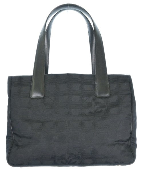 CHANEL กระเป๋าถือขนาดใหญ่