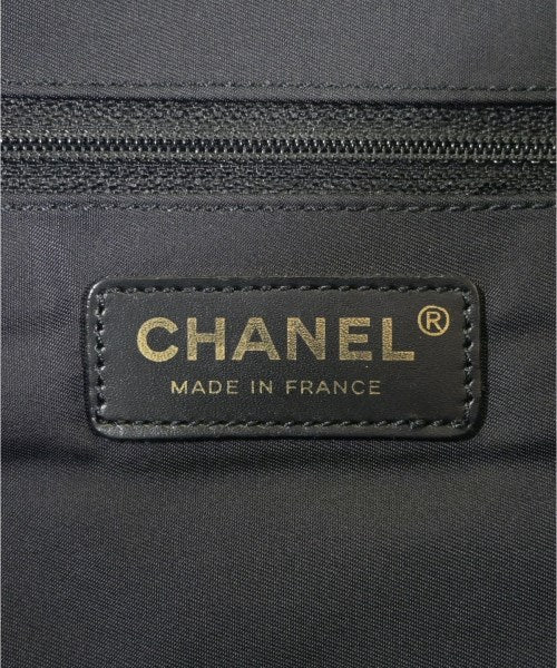 CHANEL กระเป๋าถือขนาดใหญ่