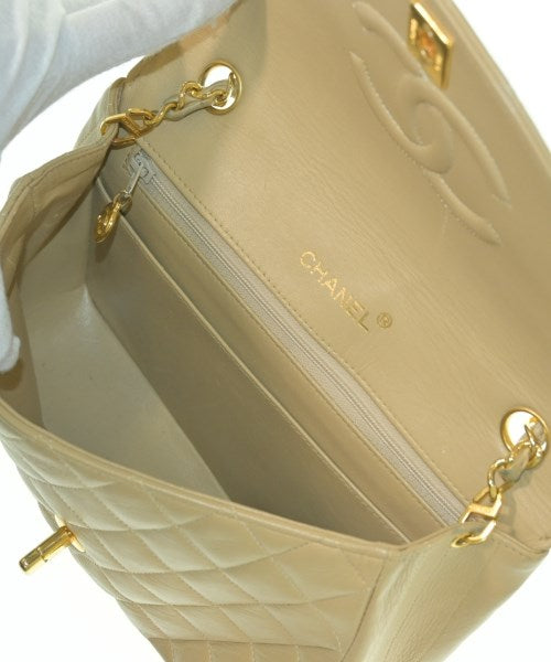 CHANEL กระเป๋าสะพาย