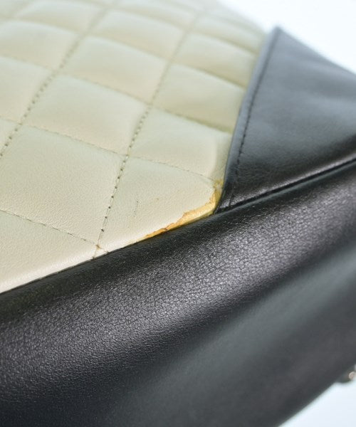 CHANEL กระเป๋าถือขนาดใหญ่