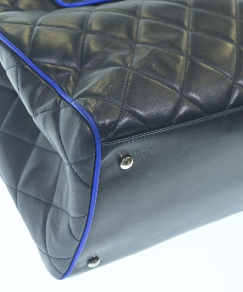 CHANEL กระเป๋าสะพาย