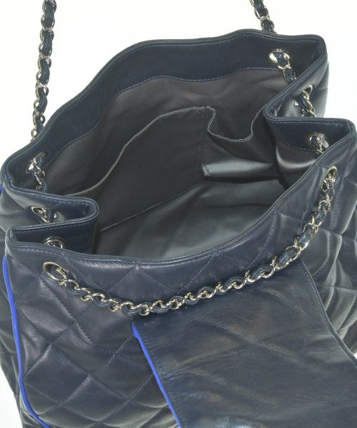 CHANEL กระเป๋าสะพาย