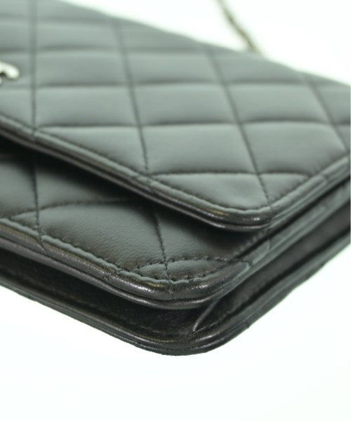 CHANEL กระเป๋าสะพาย