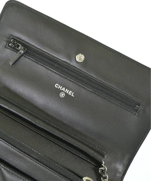 CHANEL กระเป๋าสะพาย
