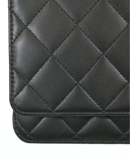 CHANEL กระเป๋าสะพาย