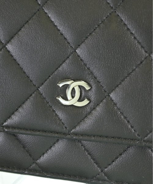 CHANEL กระเป๋าสะพาย