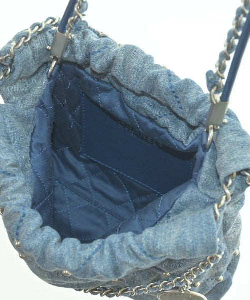 CHANEL กระเป๋าสะพาย