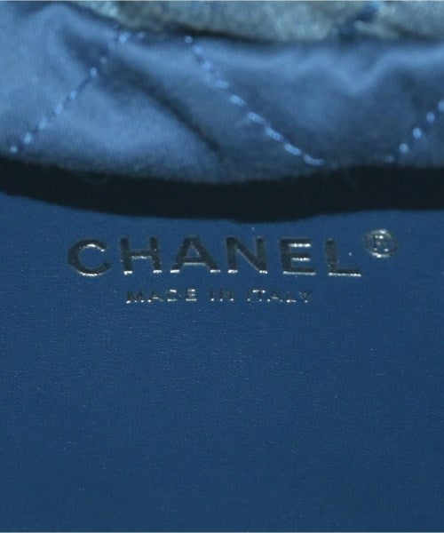 CHANEL กระเป๋าสะพาย