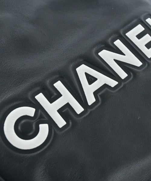 CHANEL กระเป๋าถือขนาดใหญ่