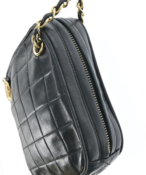 CHANEL กระเป๋าสะพาย