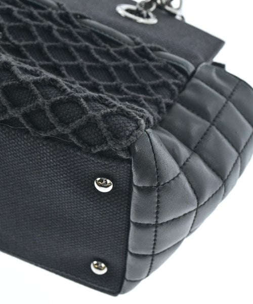 CHANEL กระเป๋าถือ