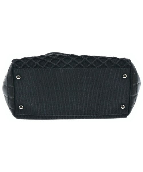 CHANEL กระเป๋าถือ