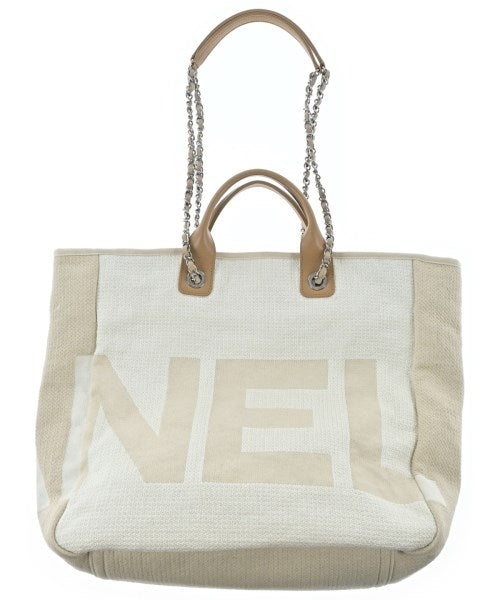 CHANEL กระเป๋าถือขนาดใหญ่