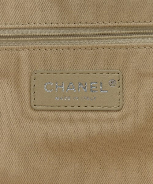 CHANEL กระเป๋าถือขนาดใหญ่
