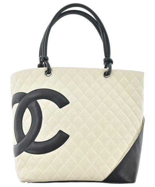 CHANEL กระเป๋าถือขนาดใหญ่
