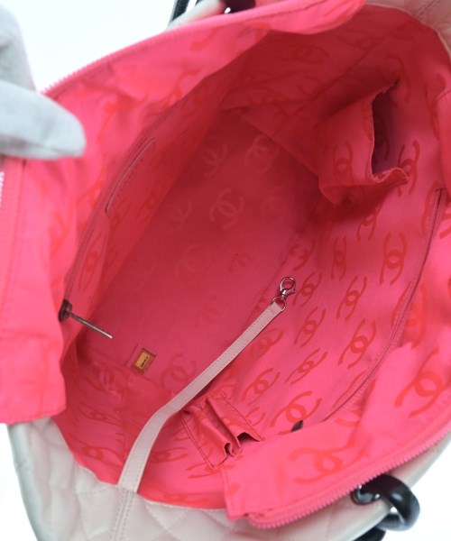 CHANEL กระเป๋าถือขนาดใหญ่