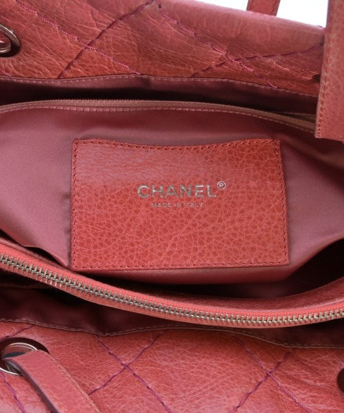 CHANEL กระเป๋าถือ