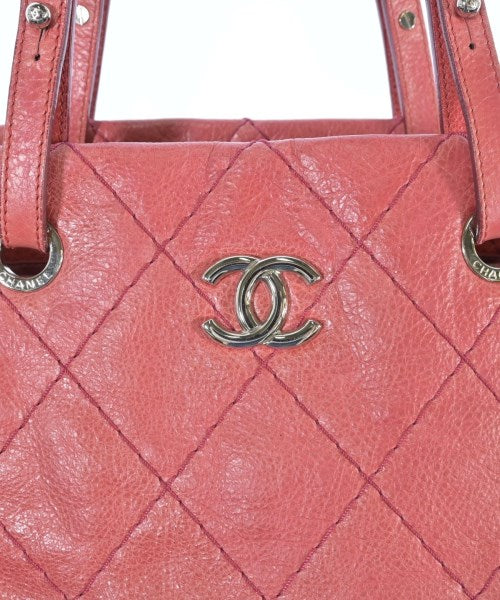 CHANEL กระเป๋าถือ