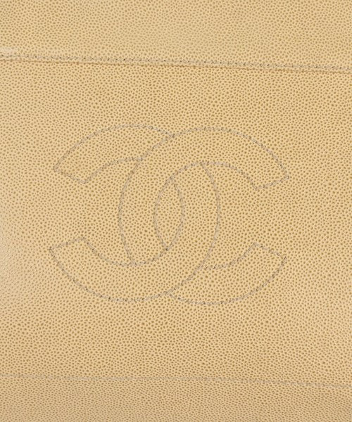 CHANEL กระเป๋าถือขนาดใหญ่