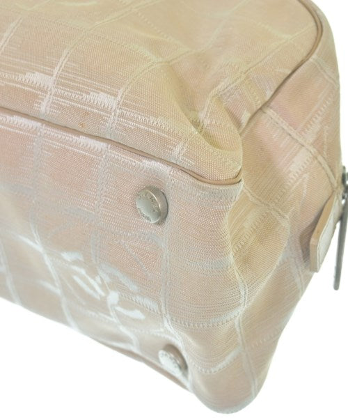 CHANEL กระเป๋าใส่อุปกรณ์ขนาดใหญ่