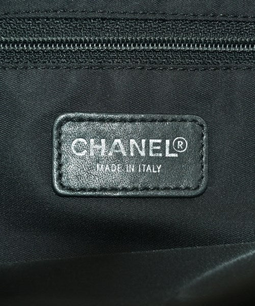 CHANEL กระเป๋าถือขนาดใหญ่