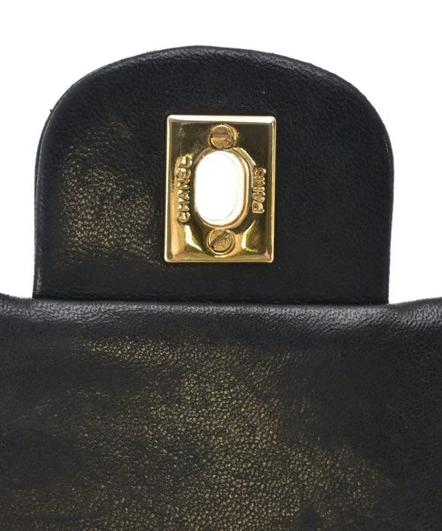 CHANEL กระเป๋าสะพาย