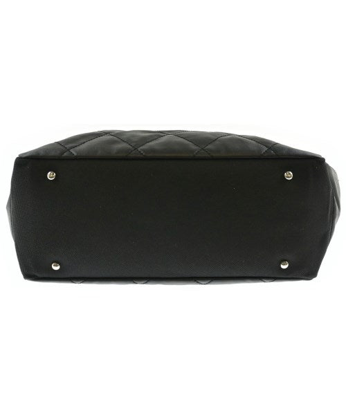 CHANEL กระเป๋าถือ
