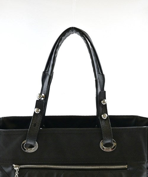 CHANEL กระเป๋าถือ