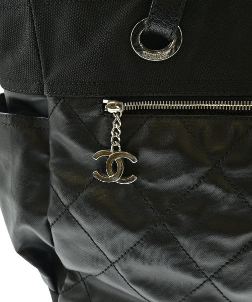 CHANEL กระเป๋าถือ