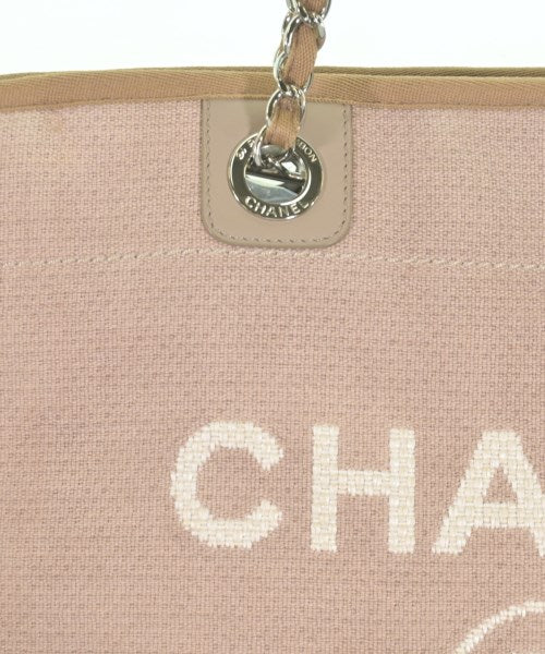 CHANEL กระเป๋าถือขนาดใหญ่
