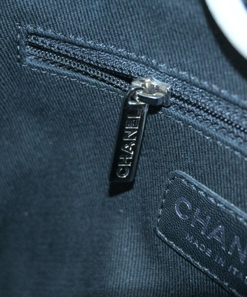 CHANEL กระเป๋าถือขนาดใหญ่