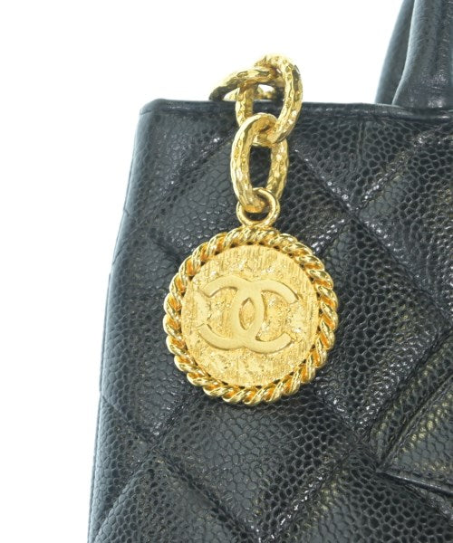 CHANEL กระเป๋าถือ