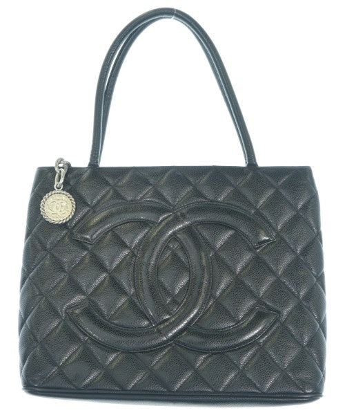 CHANEL กระเป๋าถือ