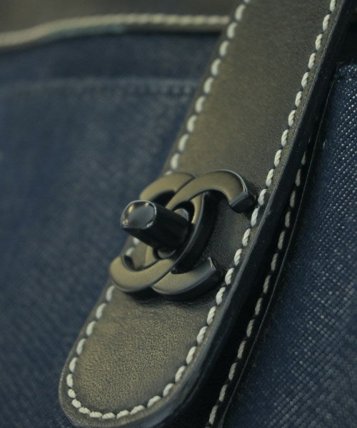 CHANEL กระเป๋าถือขนาดใหญ่
