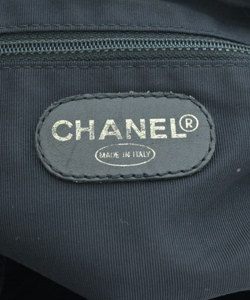 CHANEL กระเป๋าถือขนาดใหญ่