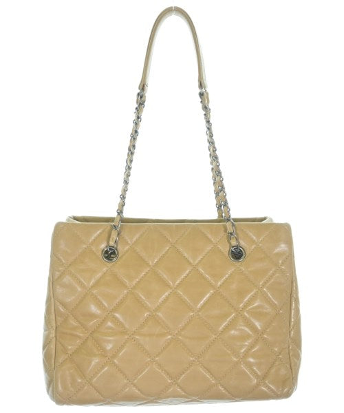 CHANEL กระเป๋าถือขนาดใหญ่