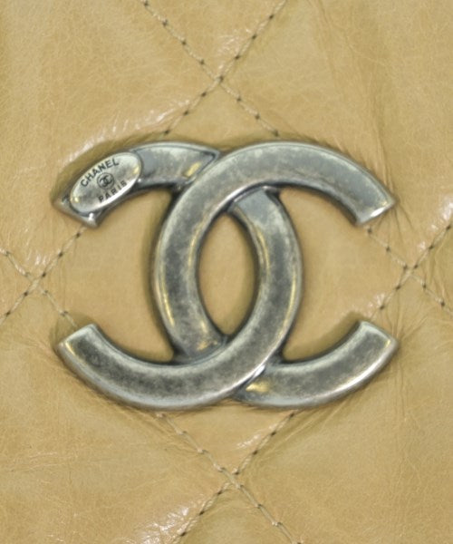 CHANEL กระเป๋าถือขนาดใหญ่